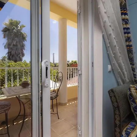 Villa Riad Latifa - Authentic Riad With Jacuzzi In Albufeira